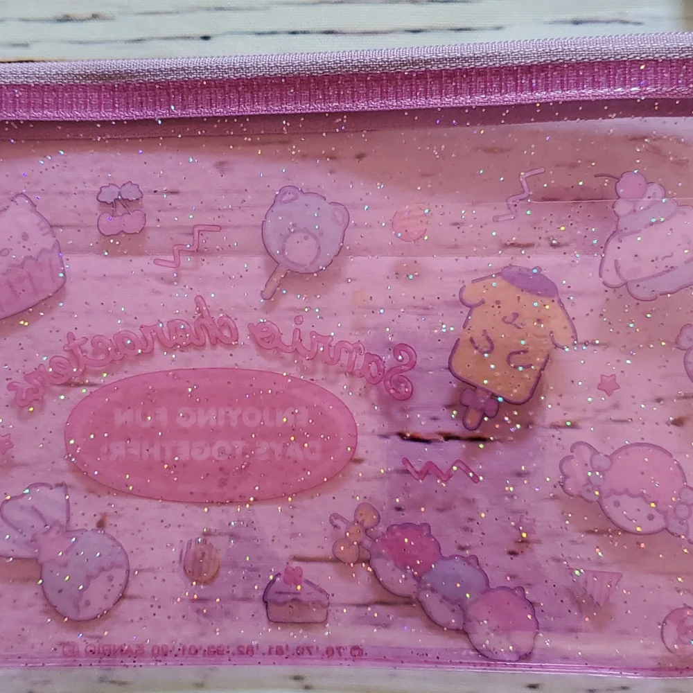 🆕️ CUTE SANRIO LITTLE POUCH 🎀